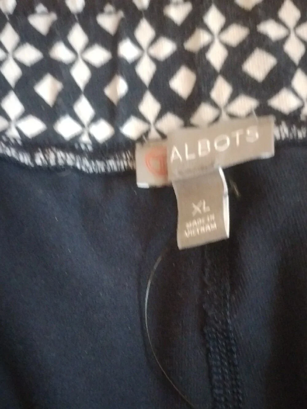 Talbots Navy and White Geometric Skort With Zipper Pockets